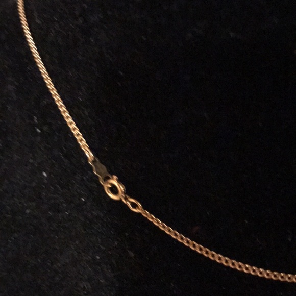 Vintage Gold plated Goodyear pendant necklace with case - Picture 3 of 5